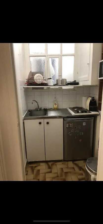 Apartment Studio Sympa,Proche De La Gare Paris France